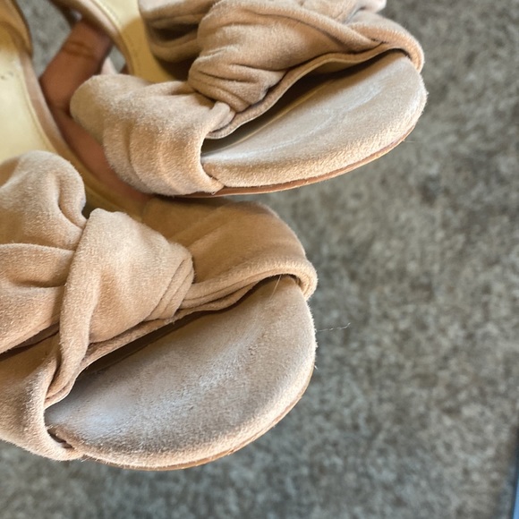Vince Camuto Nestey Rose Tan Suede Heels 8.5 - Picture 12 of 12
